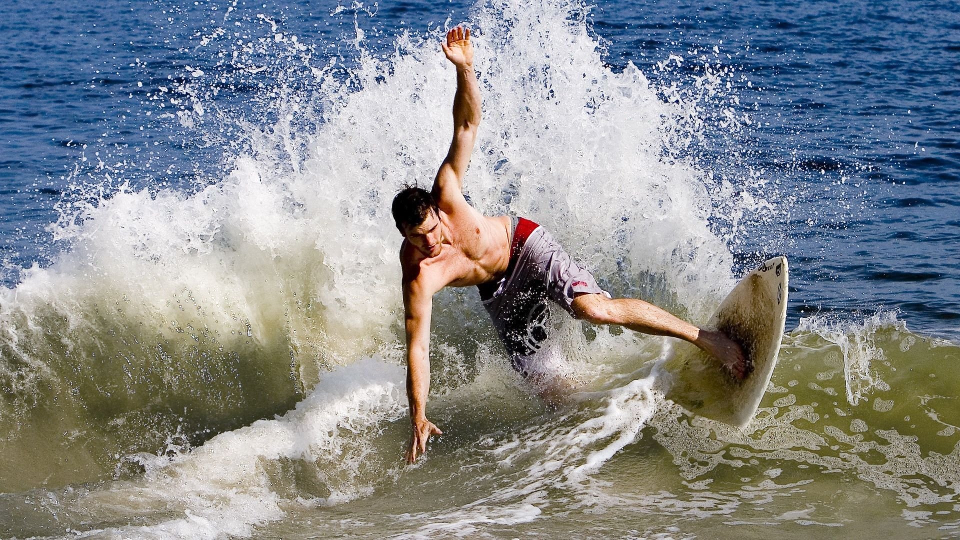 迪巴拉化身关键先生，乌克兰连续得分压制新西兰，展现团队韧性